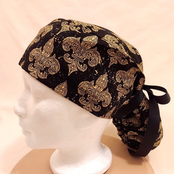 Fleur de Lis Ponytail Scrub Cap - 3 Ponytail Pouch Sizes - Gold on Black - Picture 1 of 4